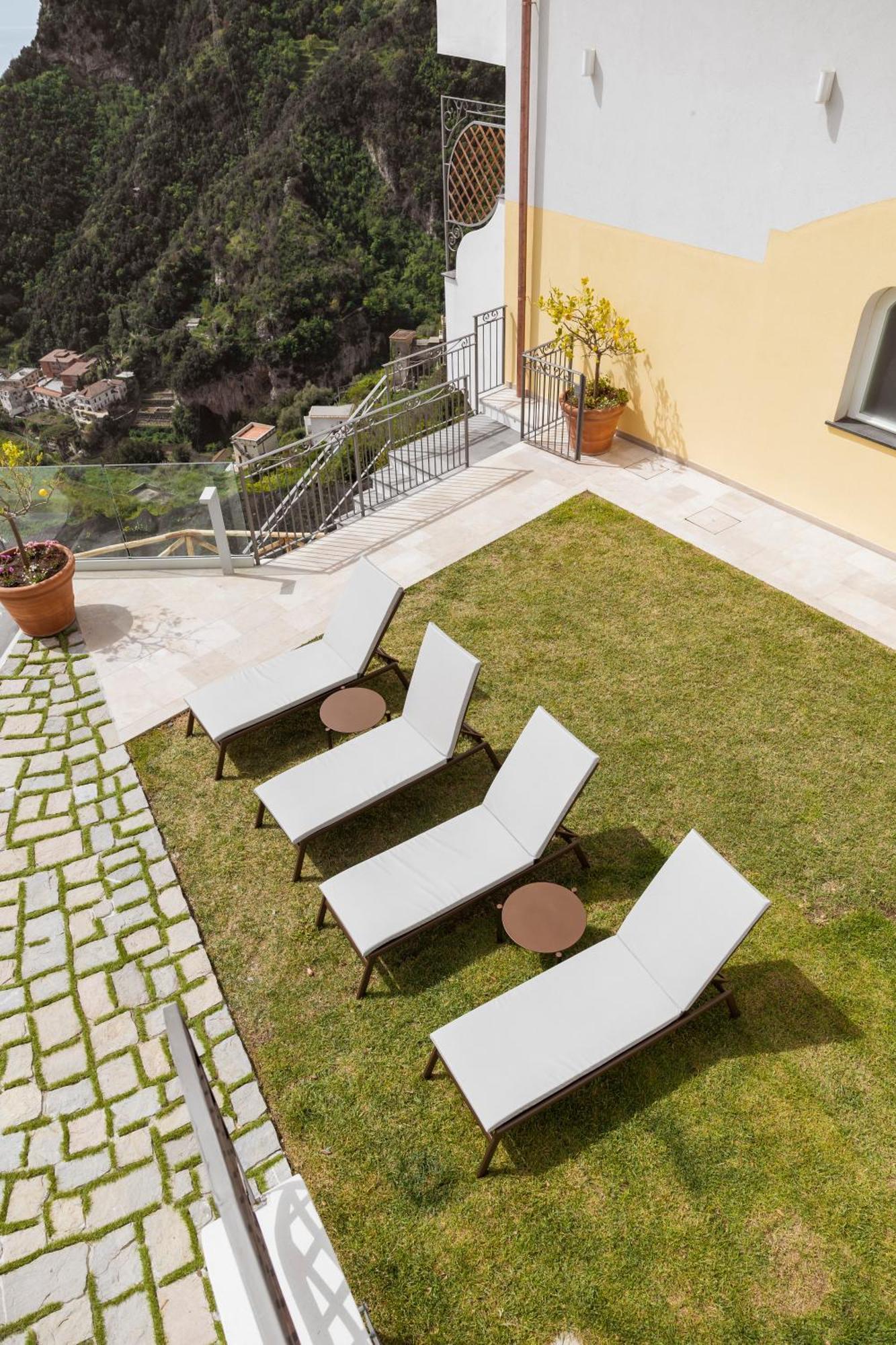 Palazzo San Giovanni Amalfi Coast สกาลา ภายนอก รูปภาพ